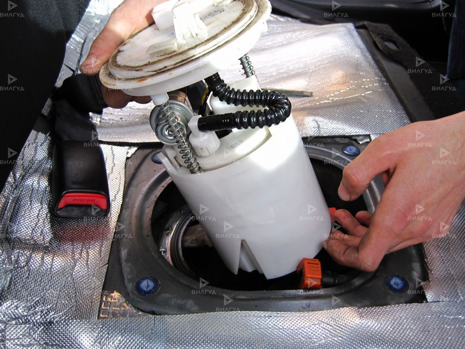 Замена топливного фильтра Honda Jazz в Набережных Челнах