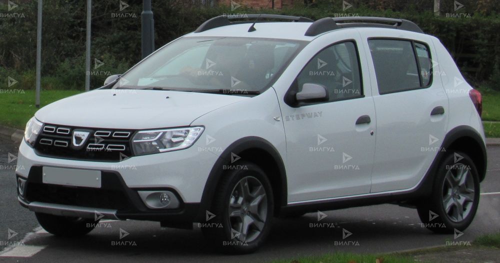 Замена прокладки приемной трубки Renault Sandero в Набережных Челнах Замена прокладки приемной трубки Renault Sandero в Набережных Челнах