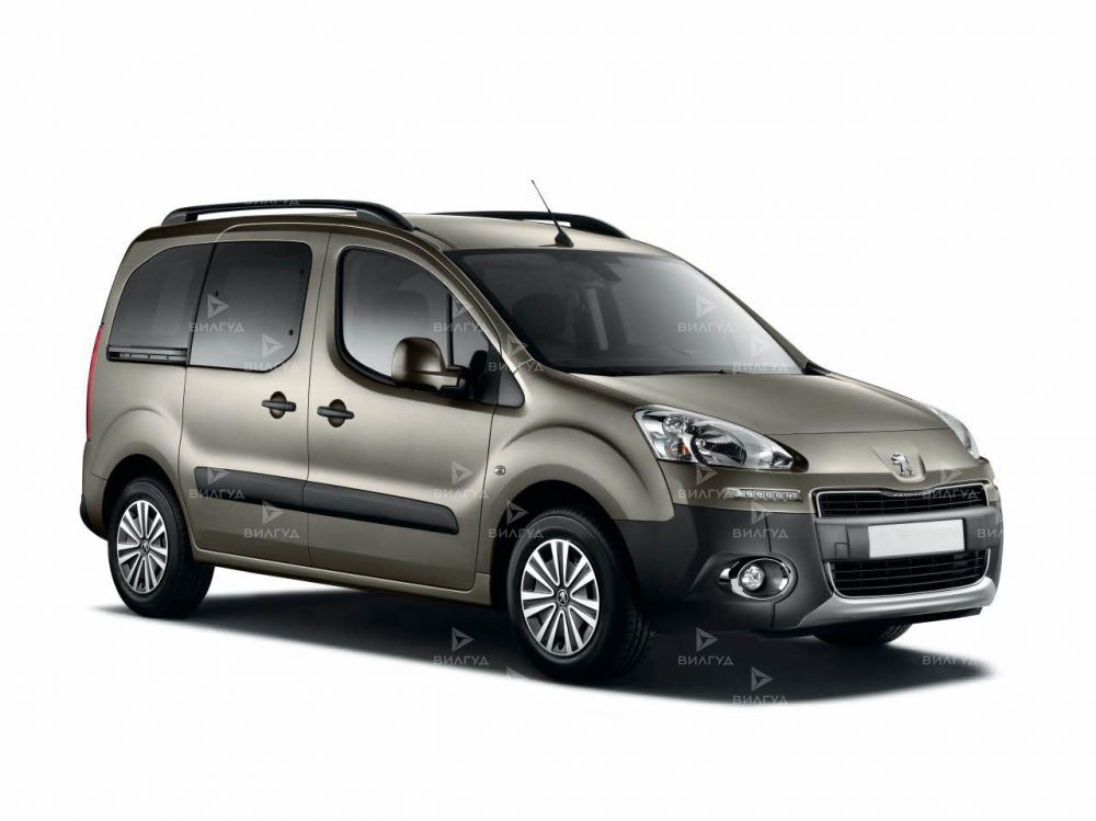 Замена масла ДВС Peugeot Partner в Набережных Челнах