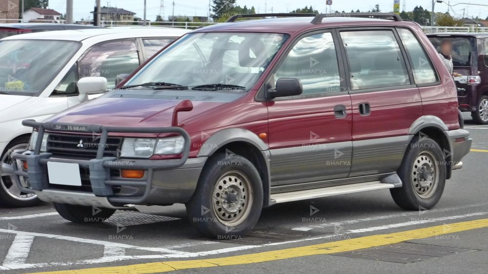Замена воздушного фильтра Mitsubishi RVR в Набережных Челнах